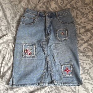 Denim Embroidered Patch Pencil Skirt - Light Blue